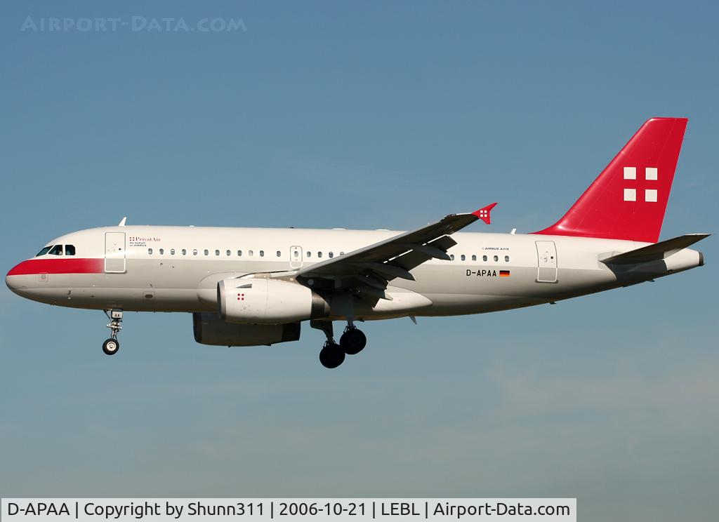 D-APAA, 2002 Airbus A319-132 C/N 1947, Landing rwy 25L