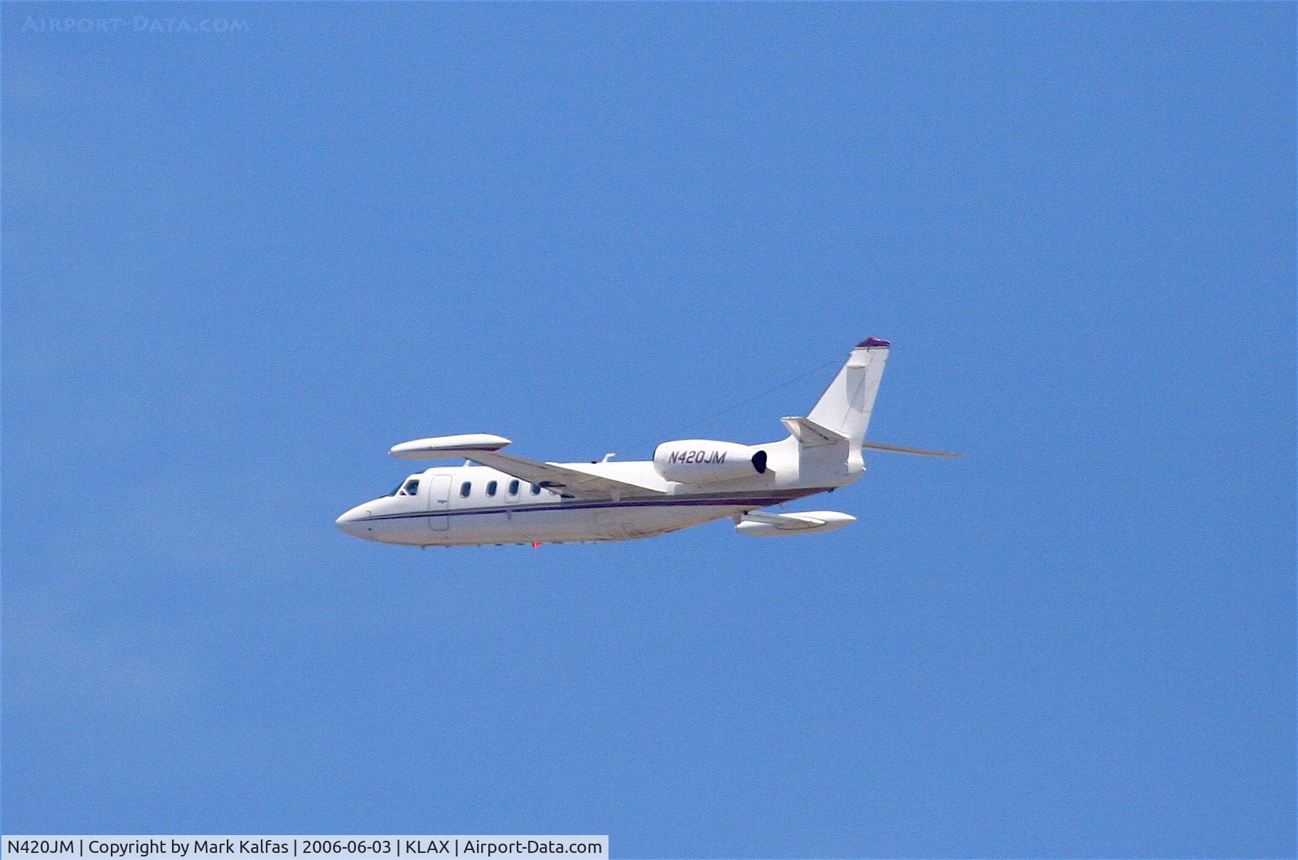 N420JM, 1981 Israel Aircraft Industries 1124 C/N 363, Israel Aircraft Industries 1124, N420JM departing KLAX 25L.