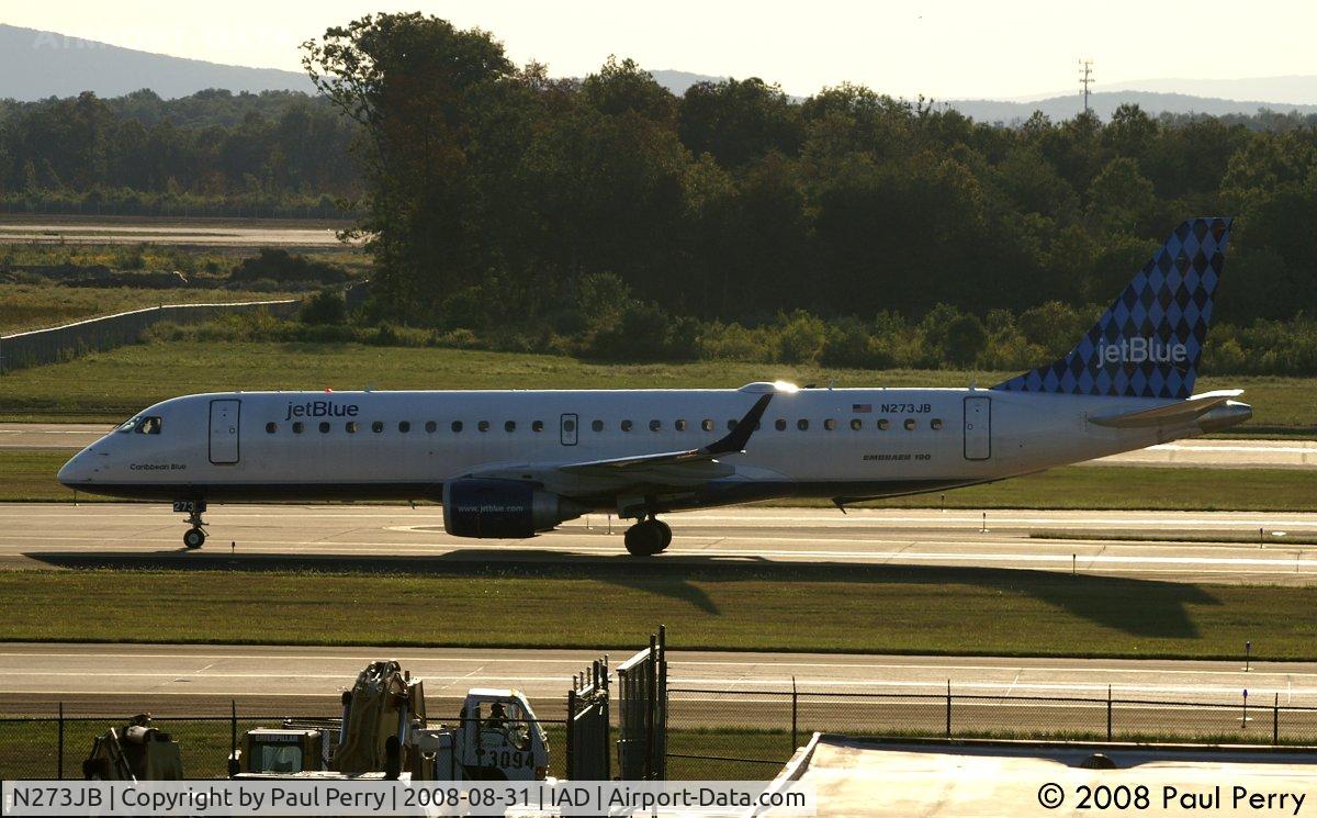 N273JB, 2007 Embraer ERJ-190-100 IGW 190AR C/N 19000073, JetBlue taxiing in