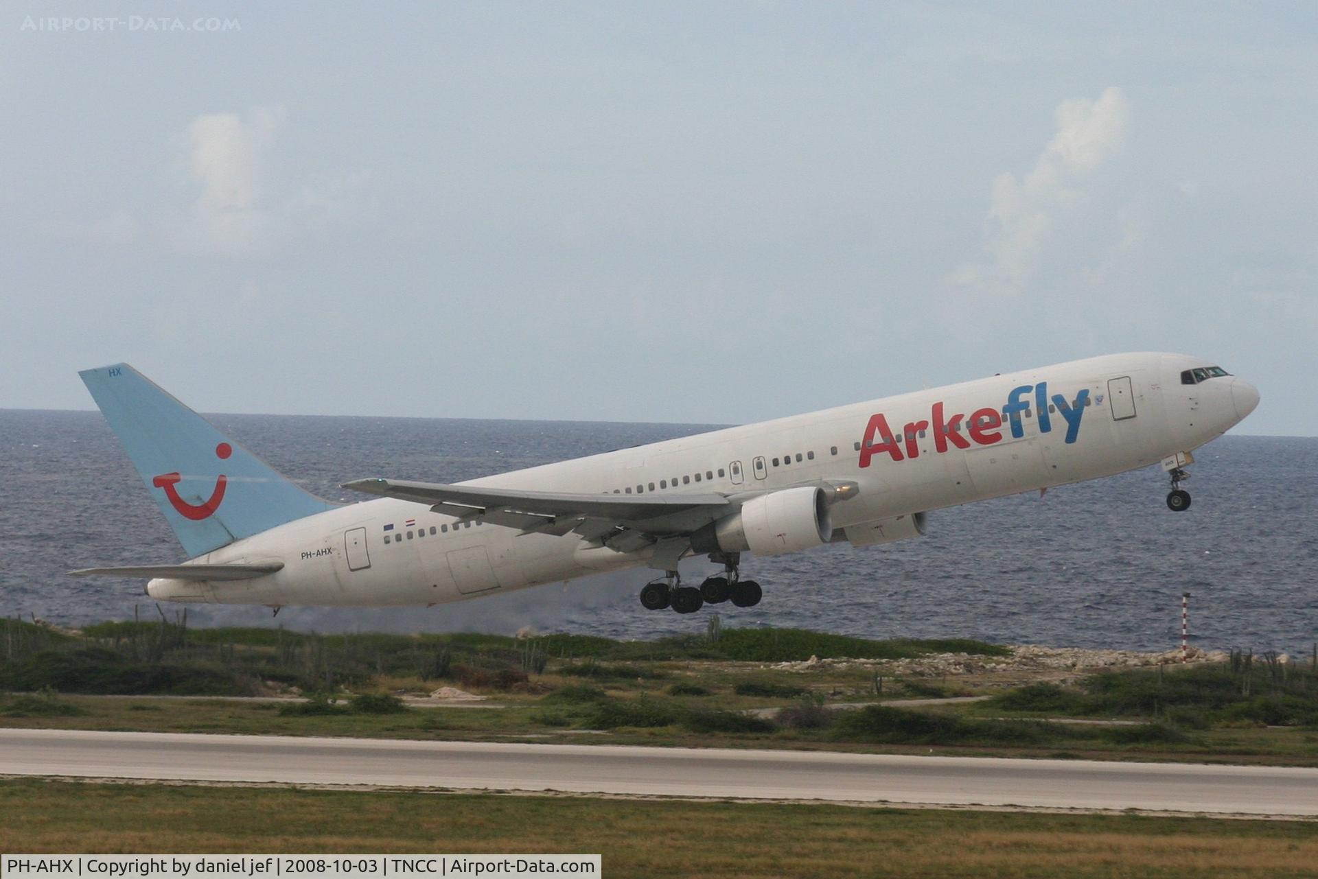 PH-AHX, 1990 Boeing 767-383 C/N 24847, off to holland