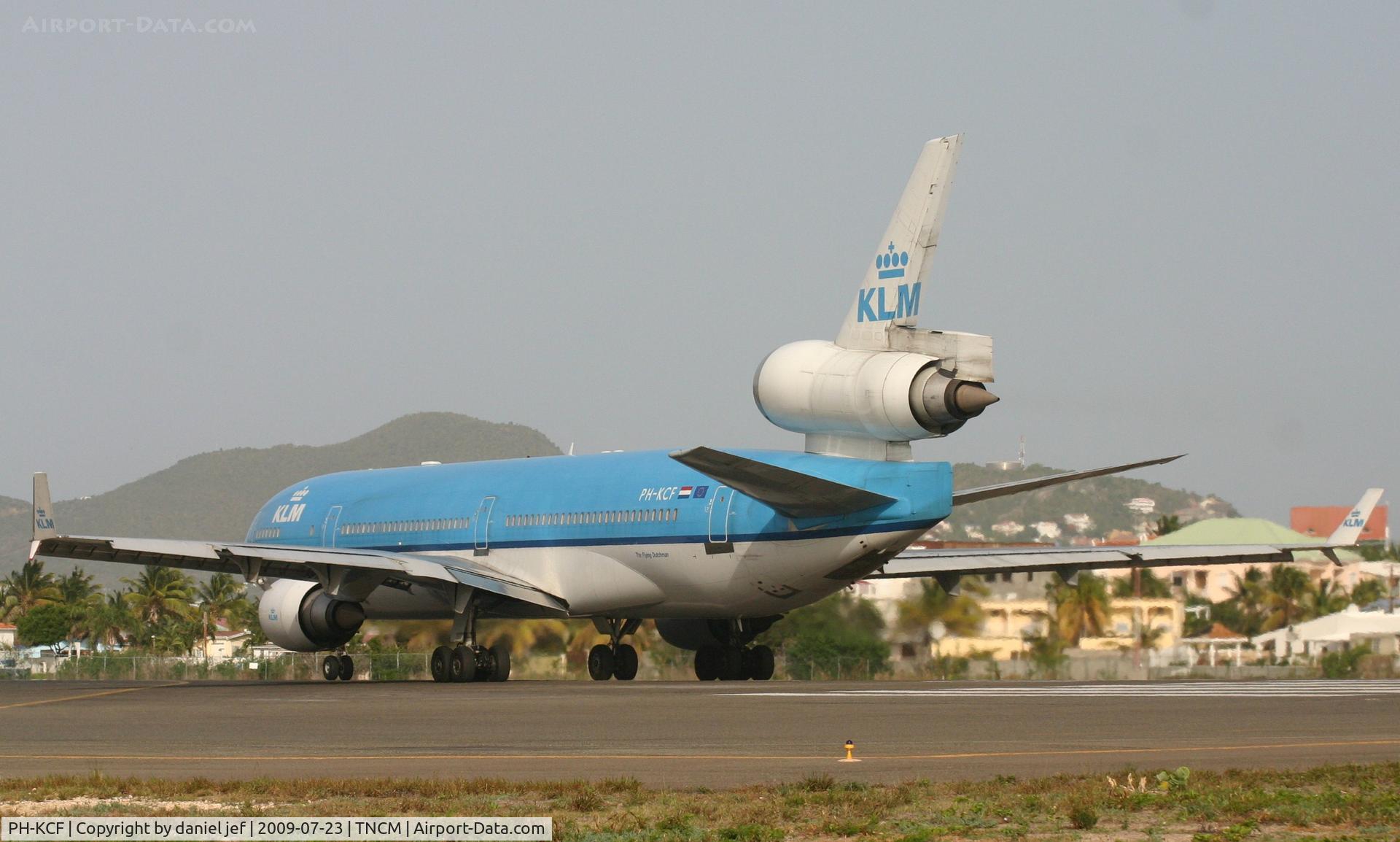 PH-KCF, 1994 McDonnell Douglas MD-11 C/N 48560, taking off rn10