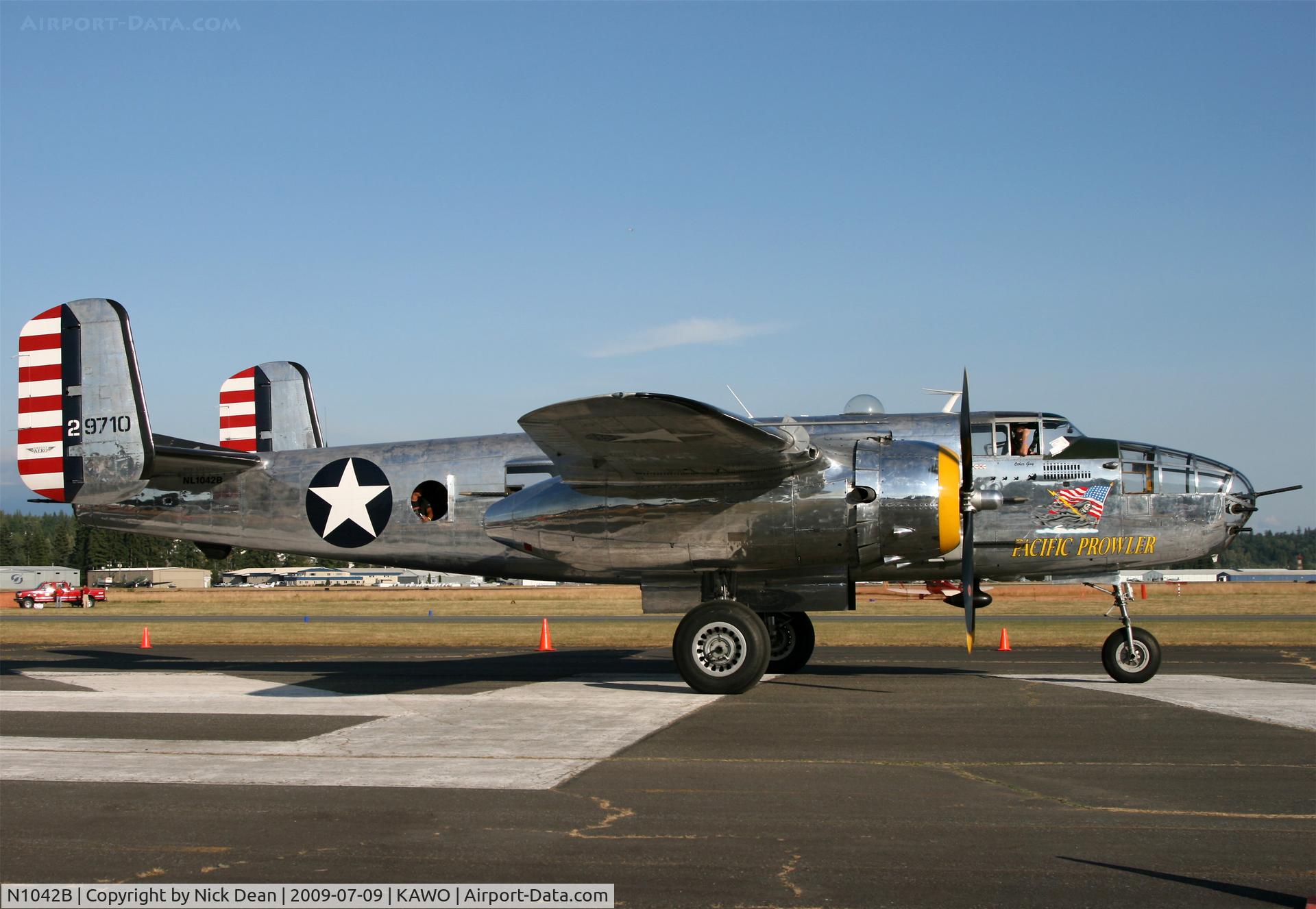 N1042B, 1944 North American B-25N Mitchell C/N 108-35148, KAWO