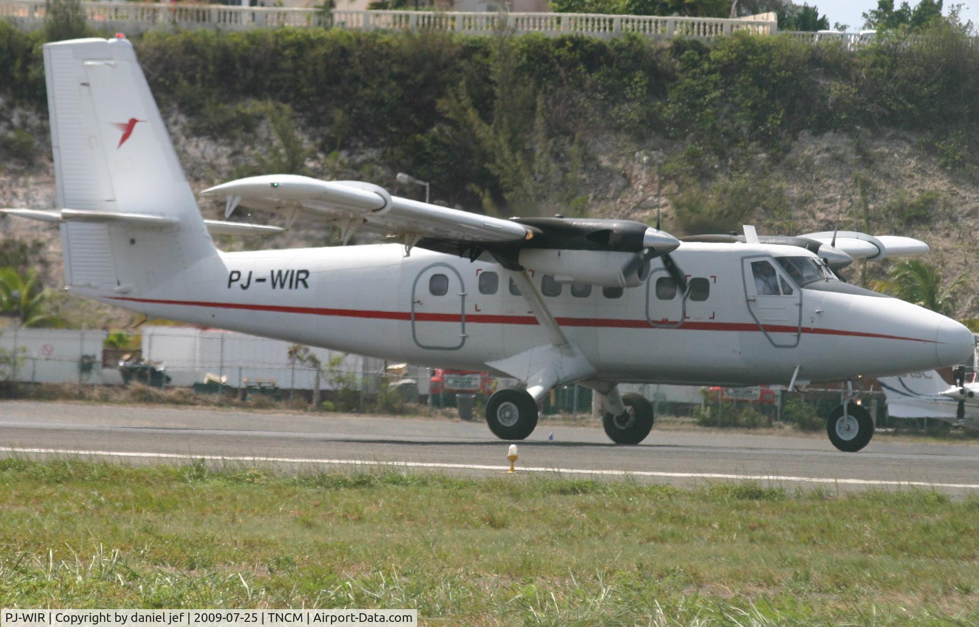 PJ-WIR, 1975 De Havilland Canada DHC-6-300 Twin Otter C/N 476, taking off rn10