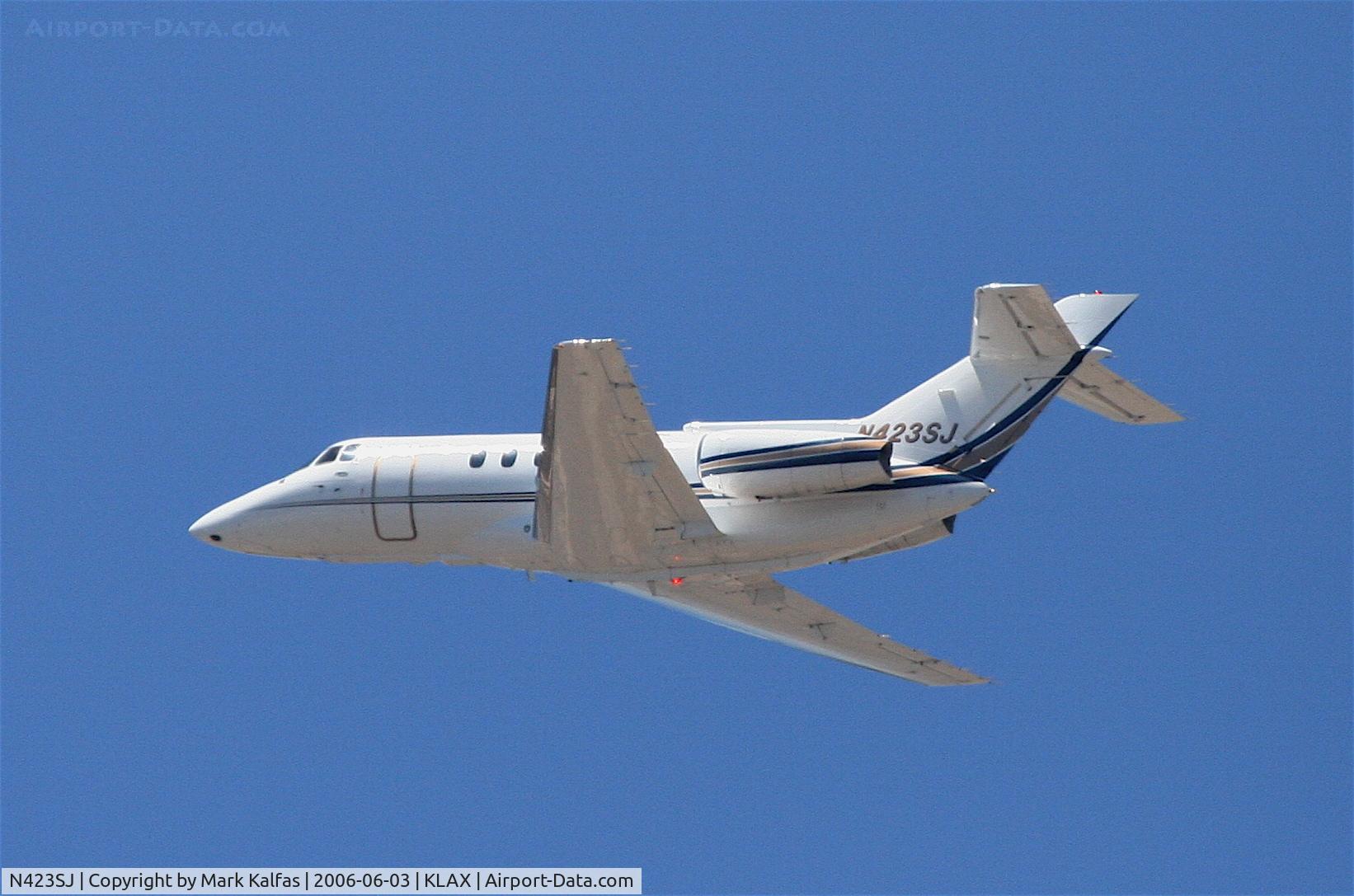 N423SJ, British Aerospace BAe.125 Series 800A C/N 258135, British Aerospace BAE 125 SERIES 800A, N423SJ departing 25L KLAX.