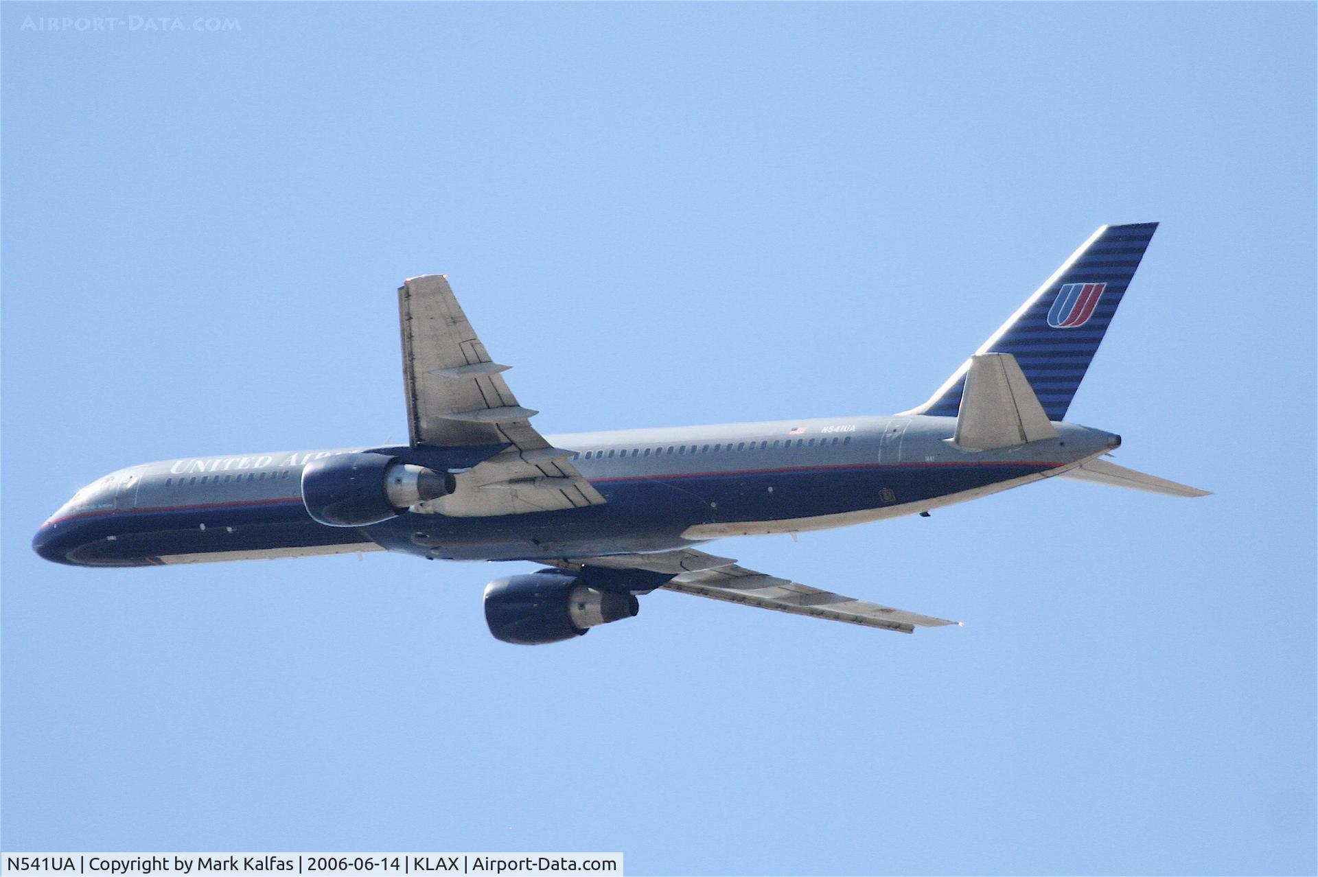 N541UA, 1991 Boeing 757-222 C/N 25253, United Airlines Boeing 757-222, N541UA departing KLAX 25R.