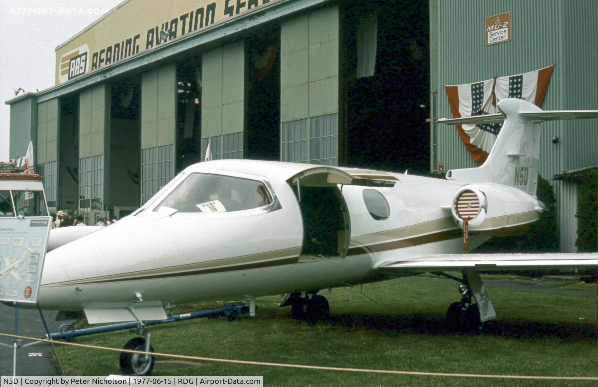 N5D, 1966 Learjet 23 C/N 23-095, This Learjet was present at the 1977 Reading Airshow.