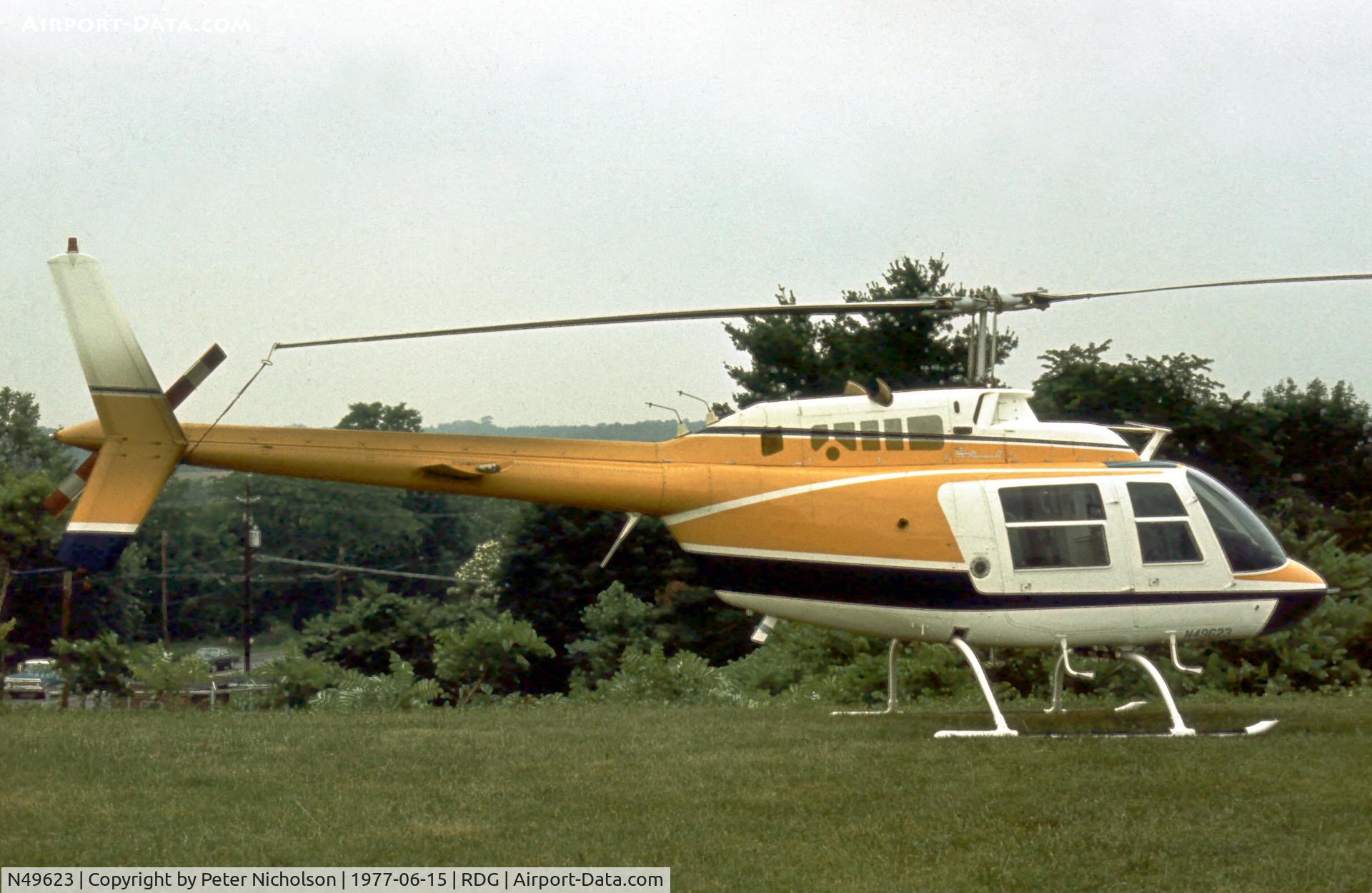 N49623, 1975 Bell 206B C/N 1880, This JetRanger II was present at the 1977 Reading Airshow.