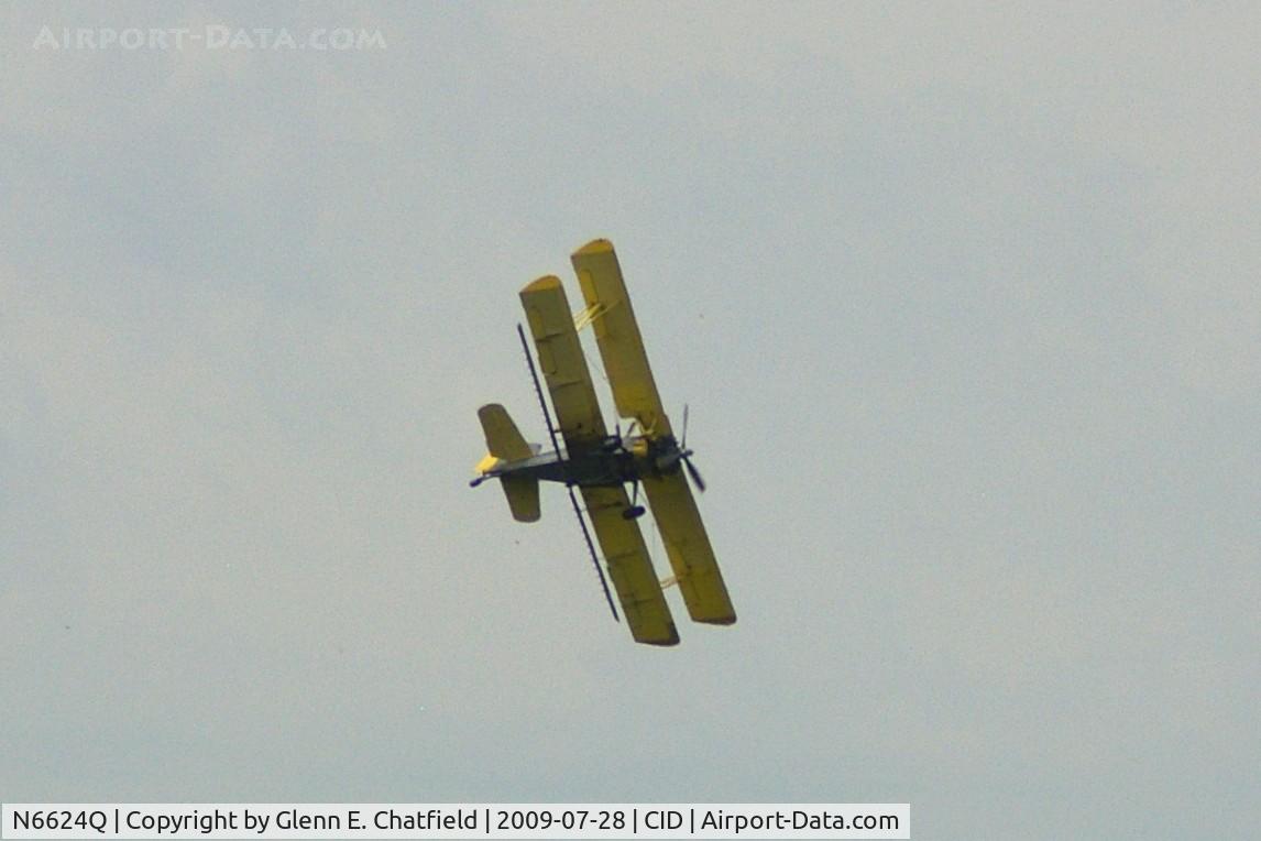 N6624Q, 1976 Grumman-Schweizer G-164B C/N 150B, Working a field at the airport