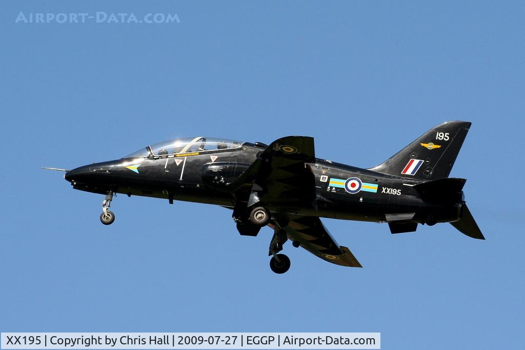 XX195, 1978 Hawker Siddeley Hawk T.1 C/N 042/312042, RAF No 4 FTS/208(R) Sqn