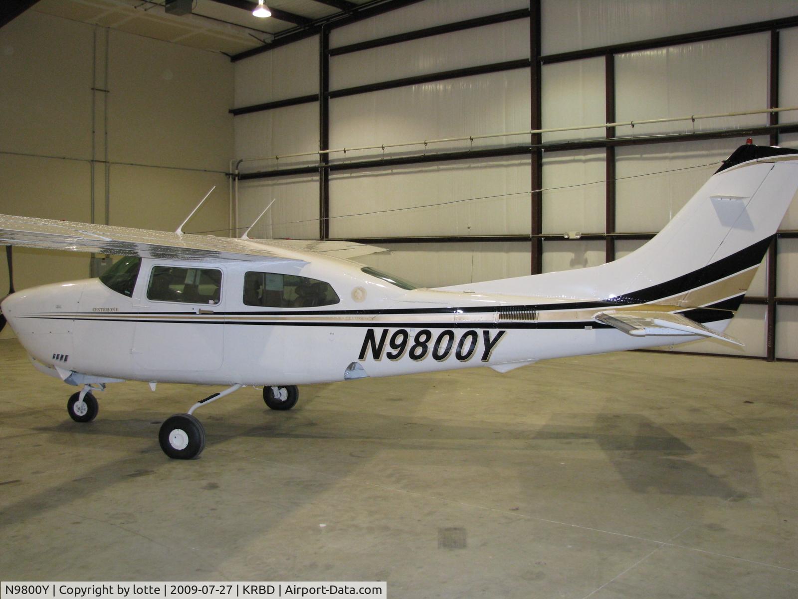 N9800Y, 1981 Cessna T210N Turbo Centurion C/N 21064602, new paint/new interior
