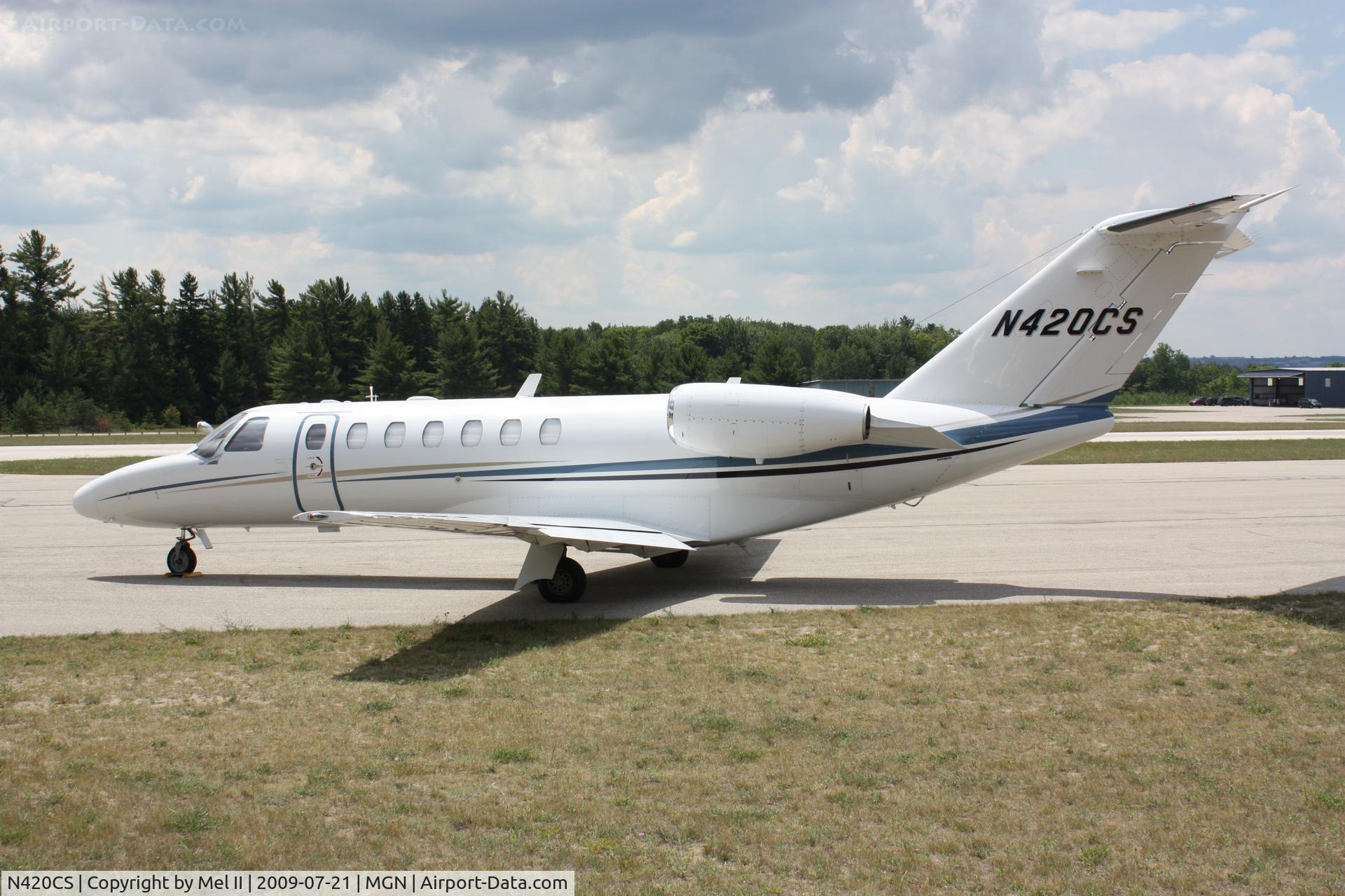 N420CS, 2006 Cessna 525B CitationJet CJ3 C/N 525B0115, Parked