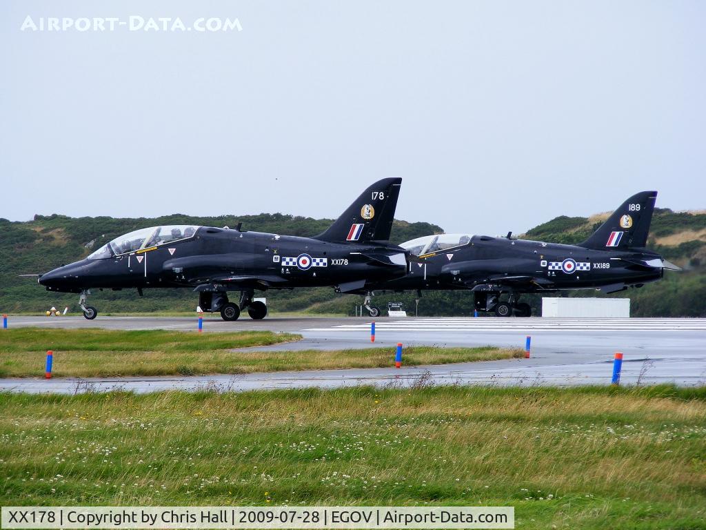 XX178, 1977 Hawker Siddeley Hawk T.1W C/N 025/312025, along side XX189