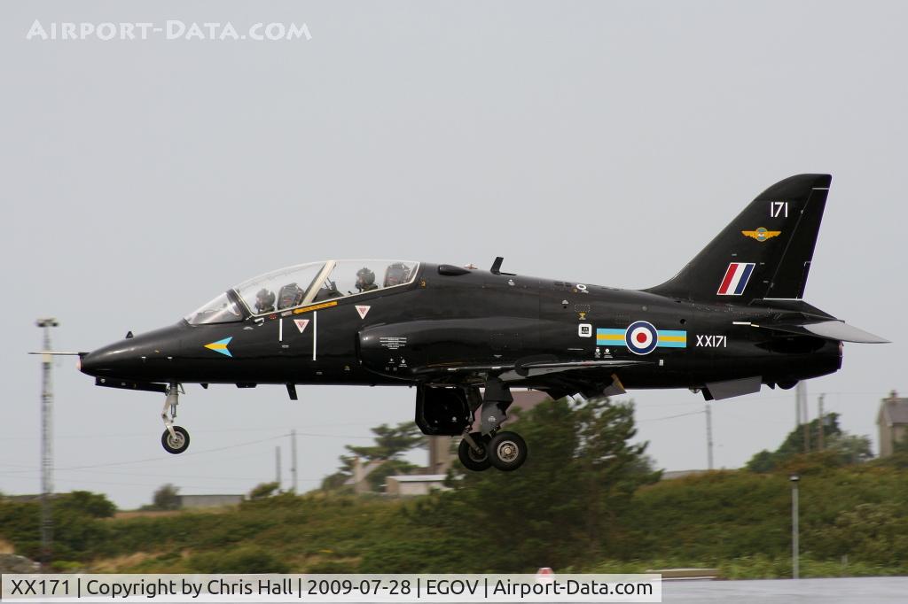 XX171, 1977 Hawker Siddeley Hawk T.1 C/N 018/312018, RAF No 4 FTS/208(R) Sqn