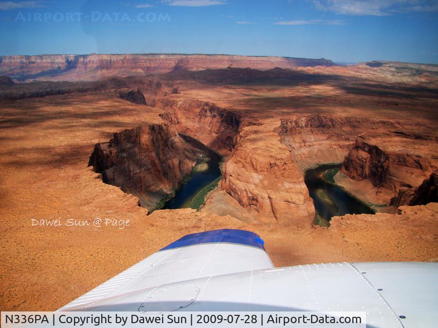 N336PA, 2002 Piper PA-44-180 Seminole C/N 4496140, west of page city