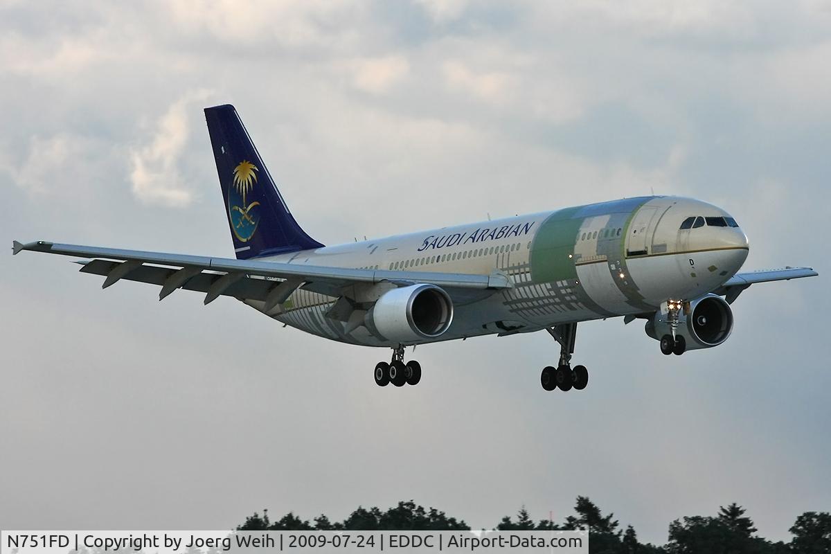 N751FD, Airbus A300B4-622R C/N 625, On short final to rwy 22 after completing test flight