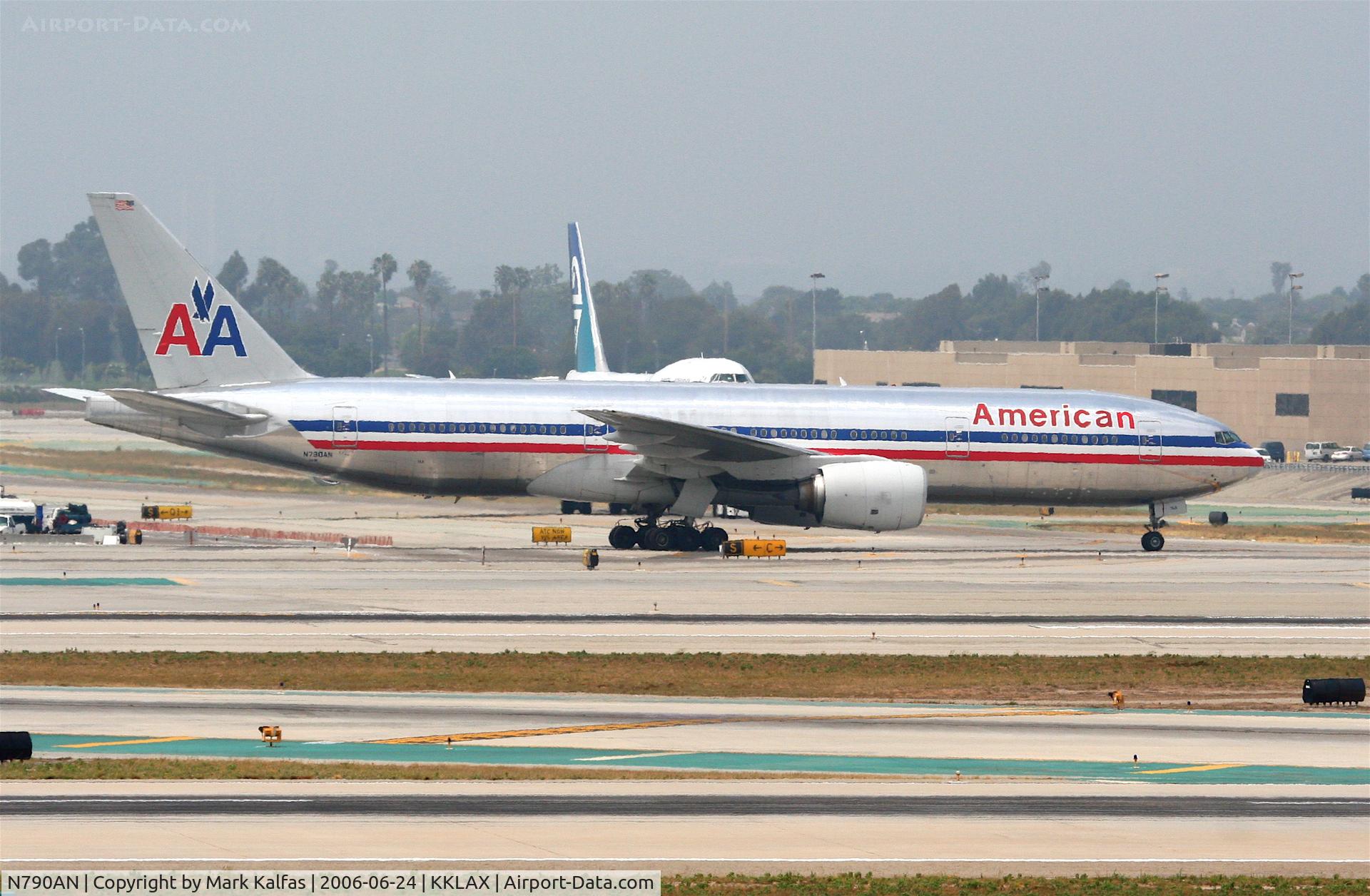 N790AN, 2000 Boeing 777-223 C/N 30251, American Airlines Boeing 777-223, N790AN KLAX.