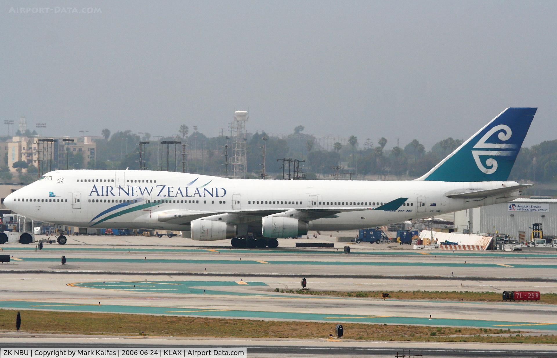 ZK-NBU, 1992 Boeing 747-419 C/N 25605, Air New Zealand Boeing 747-419, ZK-NBU KLAX.