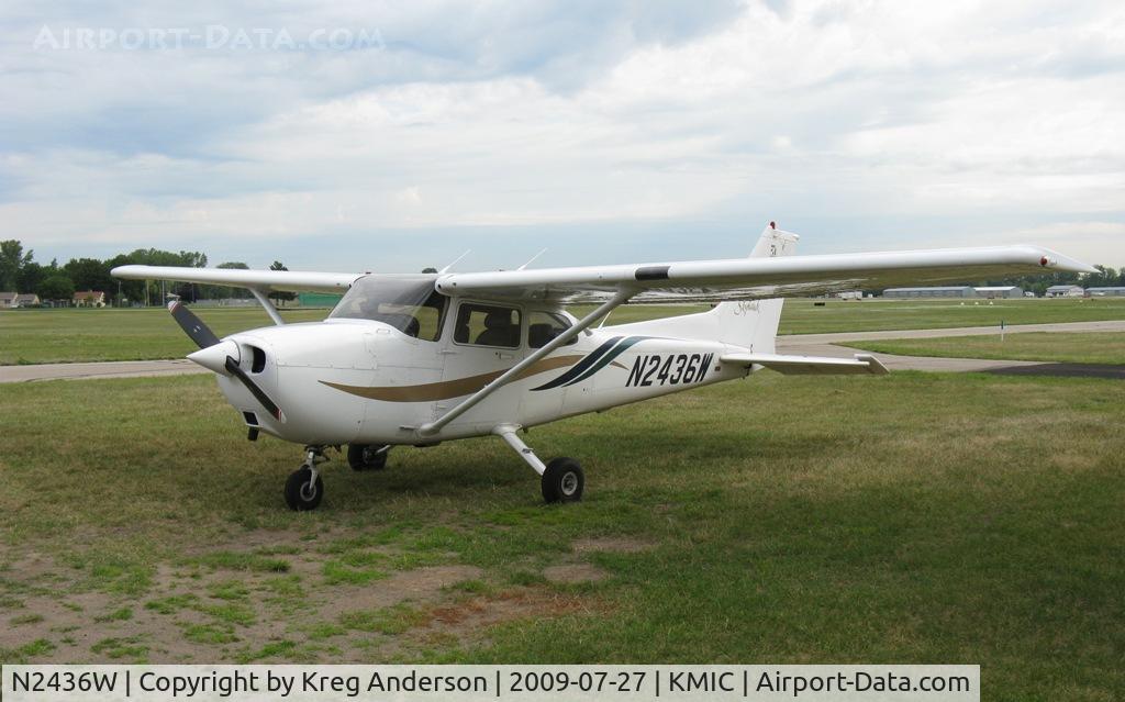 N2436W, 2000 Cessna 172R C/N 17280841, 2000 Cessna 172R Skyhawk