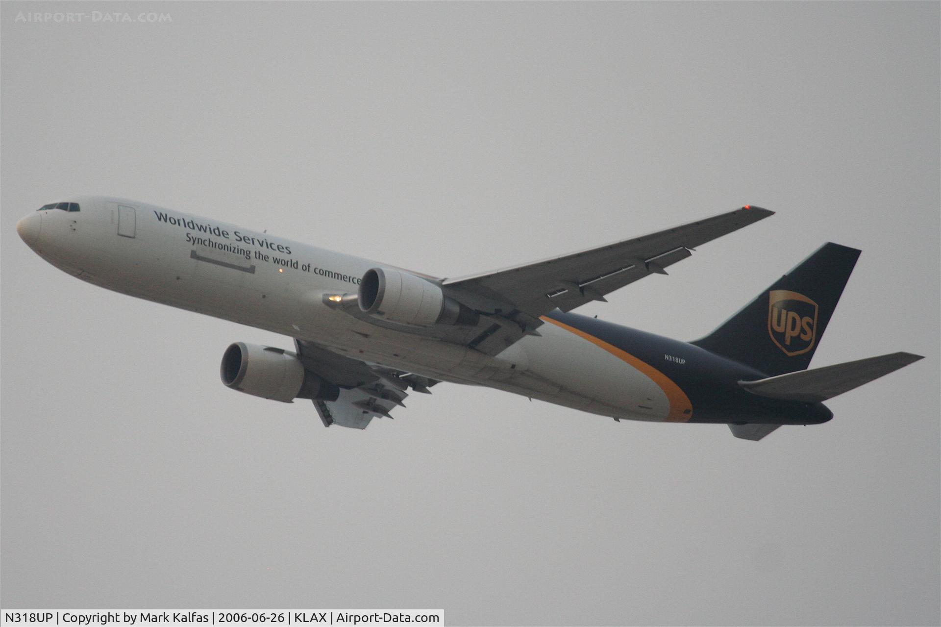 N318UP, 1997 Boeing 767-34AF C/N 27746, UPS Boeing 767-34AF, N318UP departing 25L KLAX.