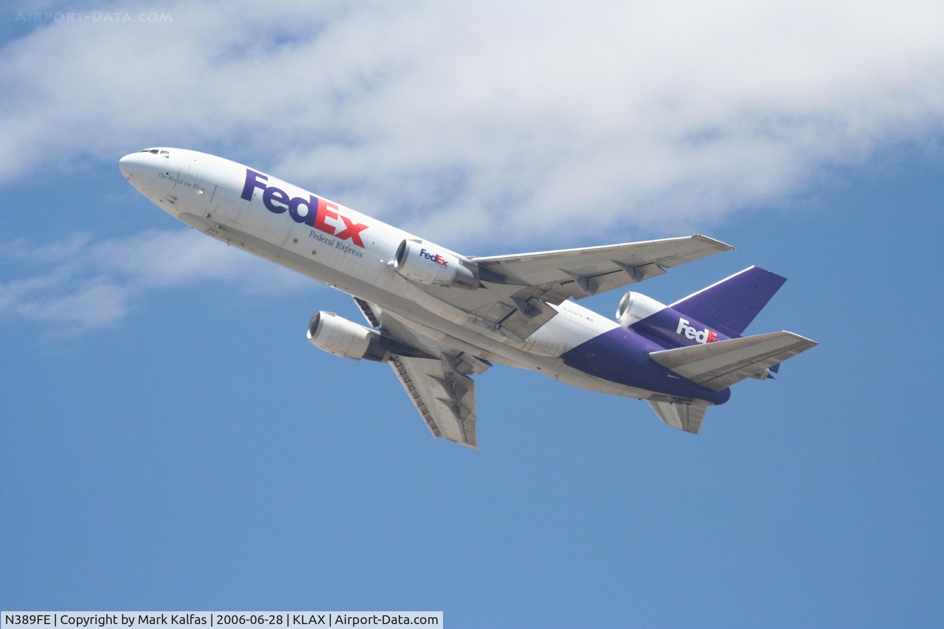 N389FE, 1974 McDonnell Douglas MD-10-10F C/N 46623, FedEx DC-10-10F, N389FE departing 25L KLAX.