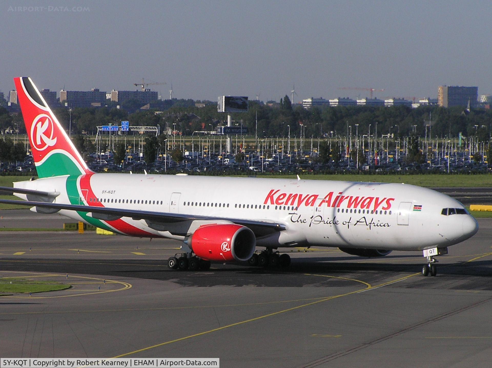 5Y-KQT, 2005 Boeing 777-2U8/ER C/N 33682, Kenya B777 heading onto stand