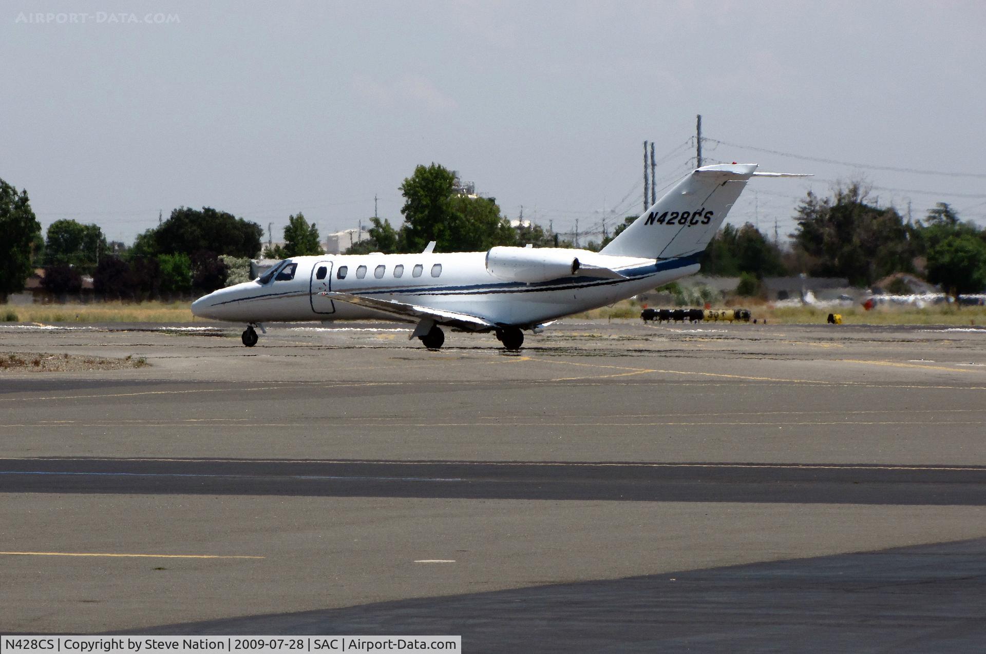 N428CS, 2007 Cessna 525B CitationJet CJ3 C/N 525B0165, 2007 Cessna 525B into shimmering heat and heading for Santa Monica