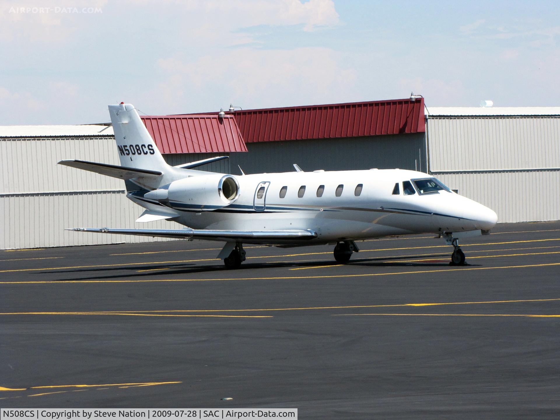 N508CS, 2002 Cessna 560 Citation Excel C/N 560-5294, 2002 Cessna 560XL taxiing out for flight to Monterey, CA