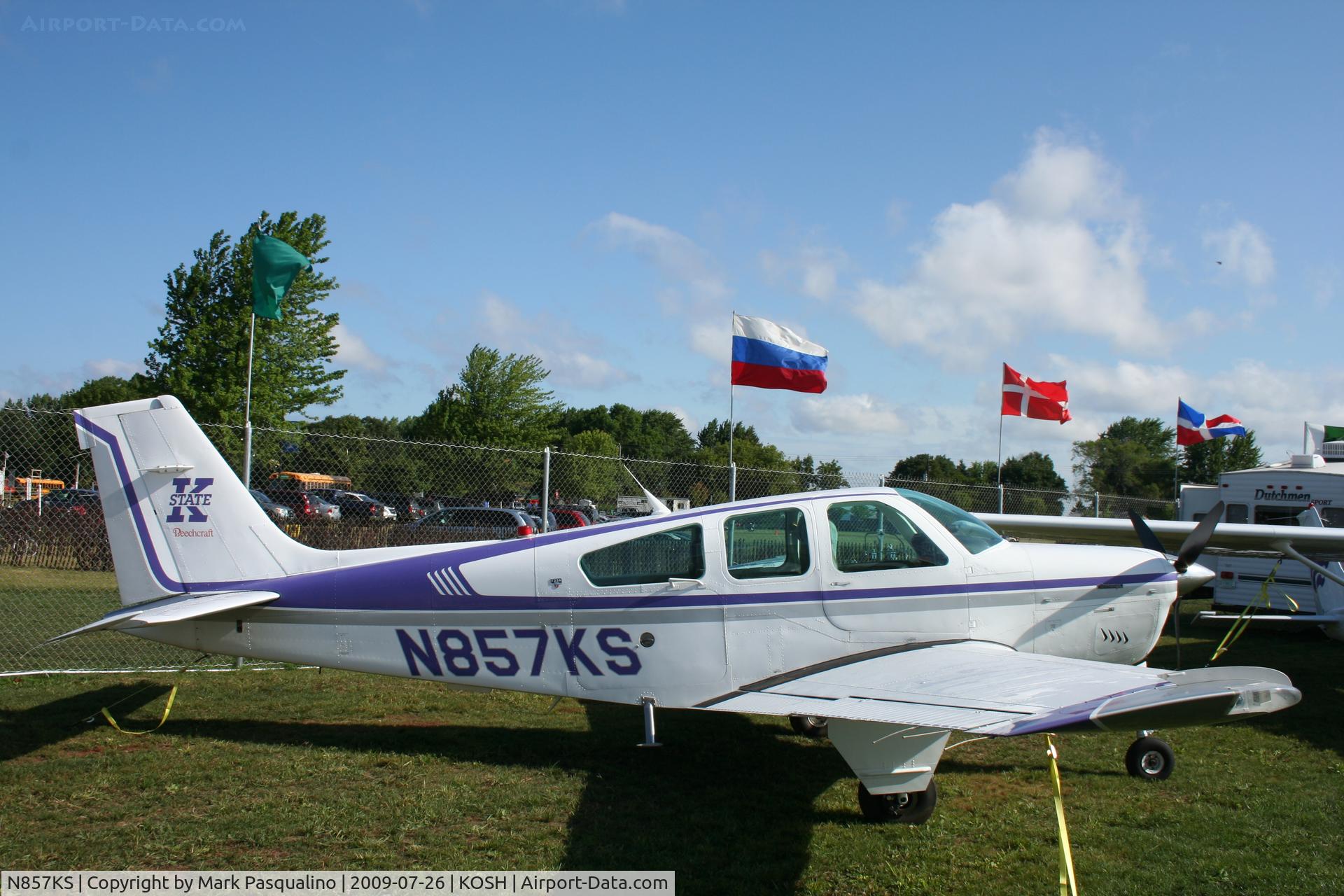 N857KS, 1993 Beech F33A Bonanza C/N CE-1751, Beech F33A