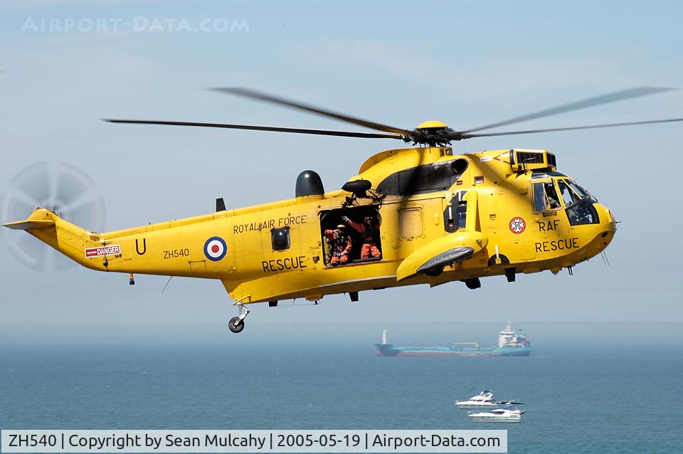 ZH540, Westland Sea King HAR.3A C/N WA1006, ZH540 - RAF Westland Sea King HAR3A of 22 sqdn based at RAF Wattisham is seen during its display at the 2005 Thannet Air Show, Kent UK.