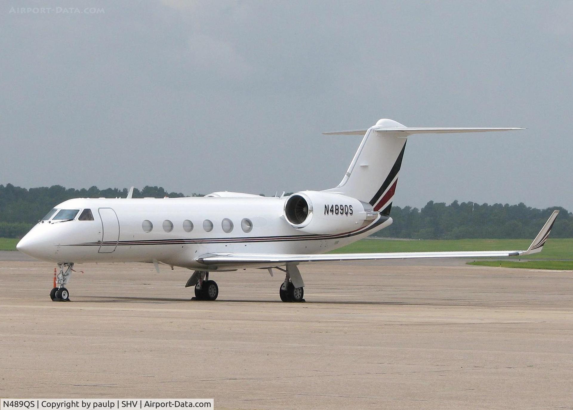 N489QS, 1999 Gulfstream Aerospace G-IV C/N 1389, At Shreveport Regional.