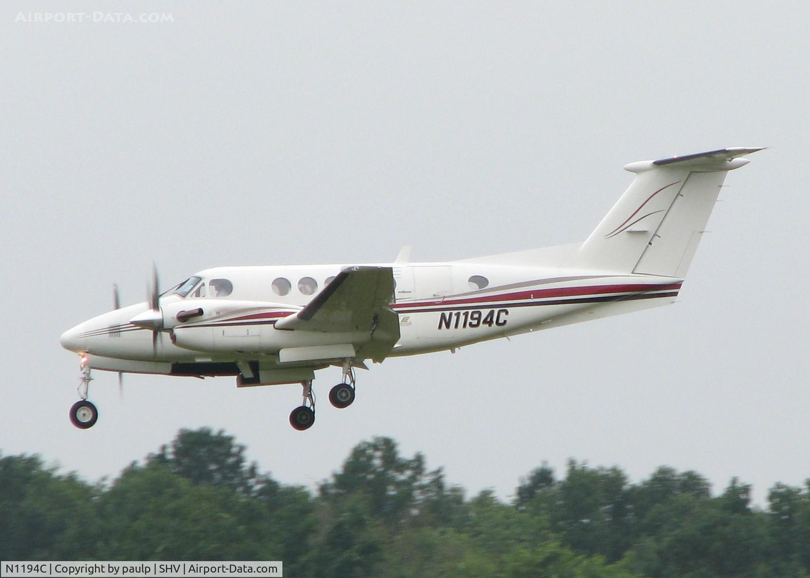N1194C, 1980 Beech 200 C/N BB-679, Landing at Shreveport Regional.