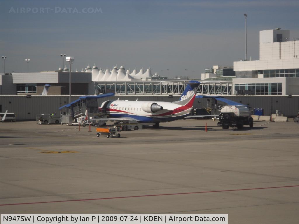 N947SW, 2003 Bombardier CRJ-200LR (CL-600-2B19) C/N 7786, N947SW at DEN