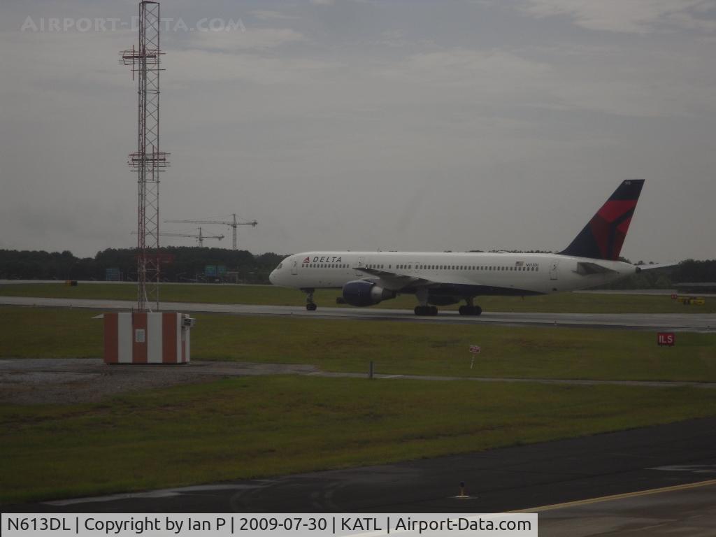 N613DL, 1985 Boeing 757-232 C/N 22820, N613DL at ATL