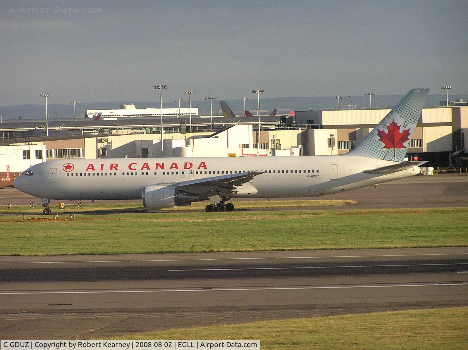 C-GDUZ, 1991 Boeing 767-38E C/N 25347, Air Canada taxiing to r/w