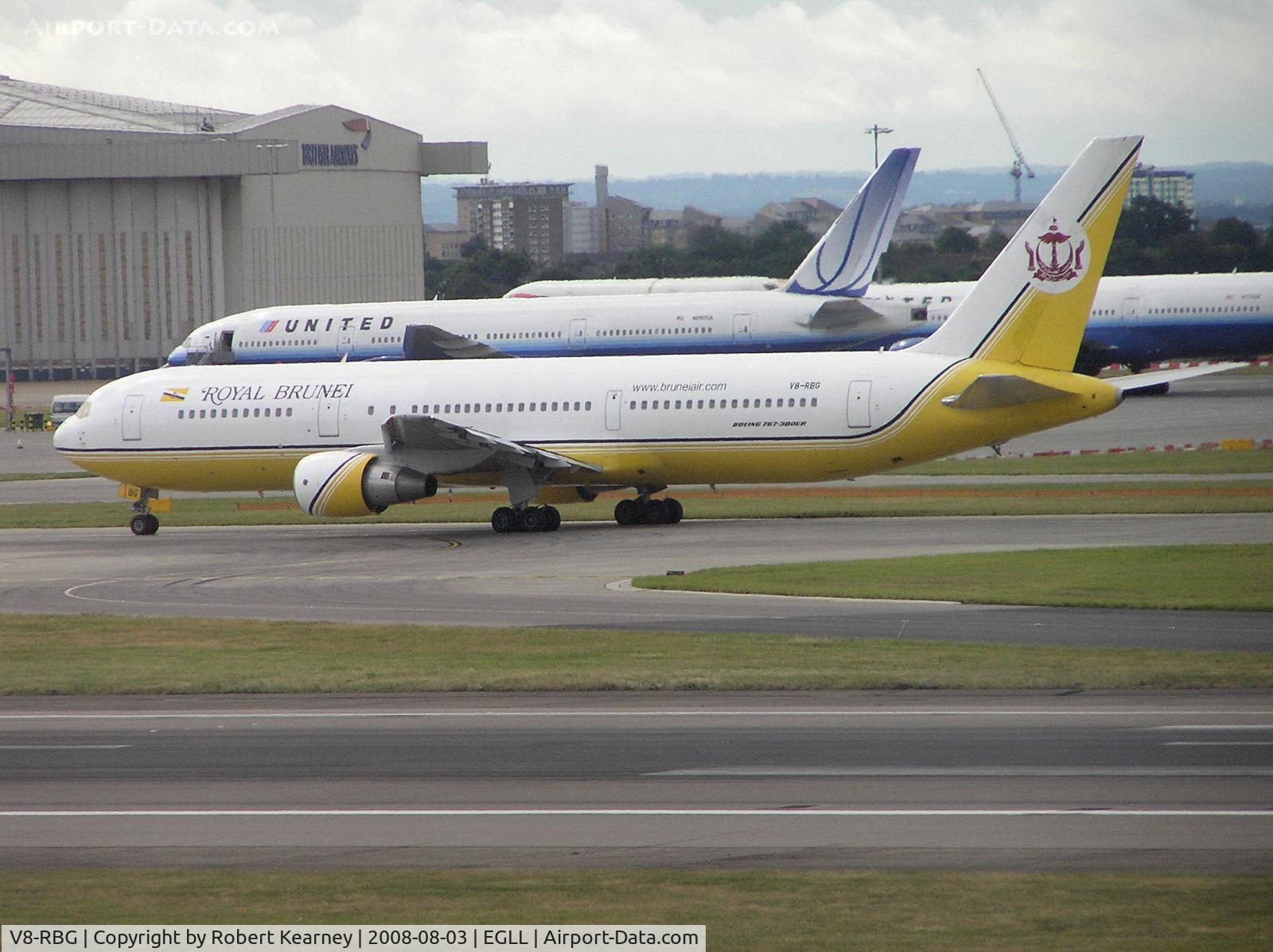 V8-RBG, 1992 Boeing 767-33A/ER C/N 25532, Royal Brunei on route for take-off