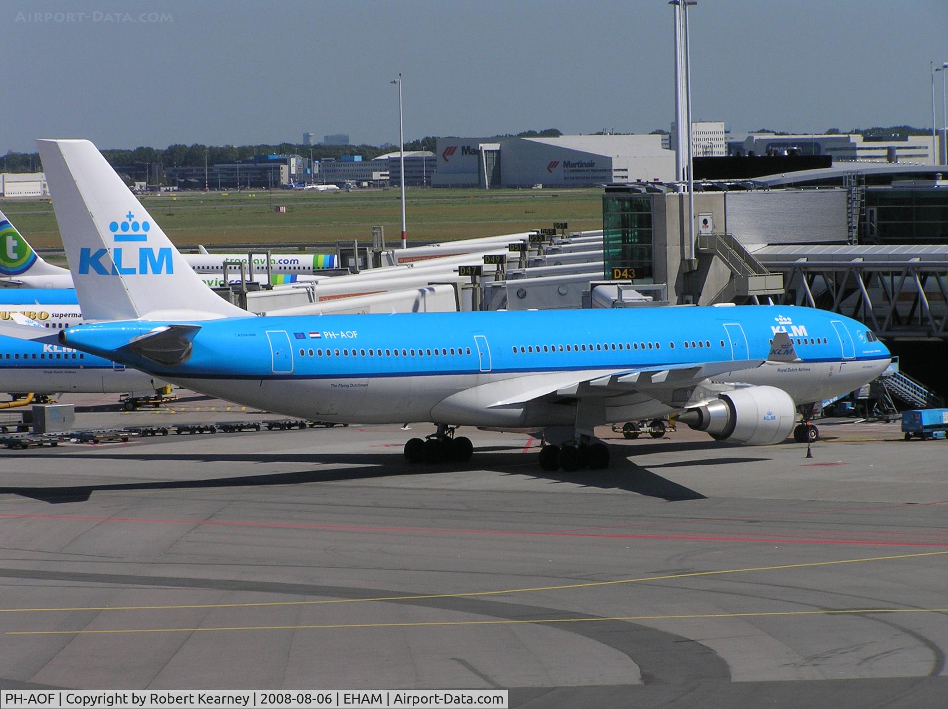 PH-AOF, 2006 Airbus A330-203 C/N 801, KLM preparing for push-back