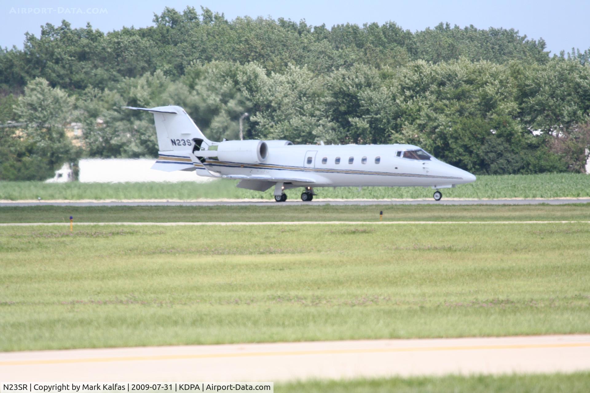 N23SR, 2001 Learjet Inc 60 C/N 229, Sears Roebuck Learjet 60, N23SR arriving RWY 20R from KPIT.