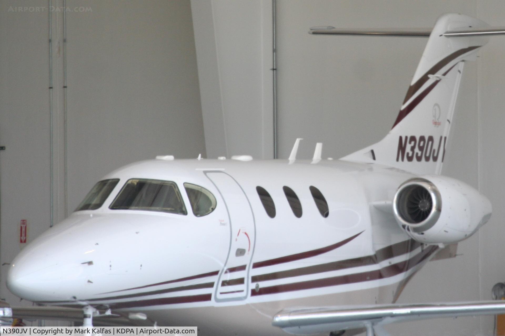 N390JV, Raytheon Aircraft Company 390 Premeir I C/N RB-129, Raytheon Premier 1, N390JV - hangar time KDPA.