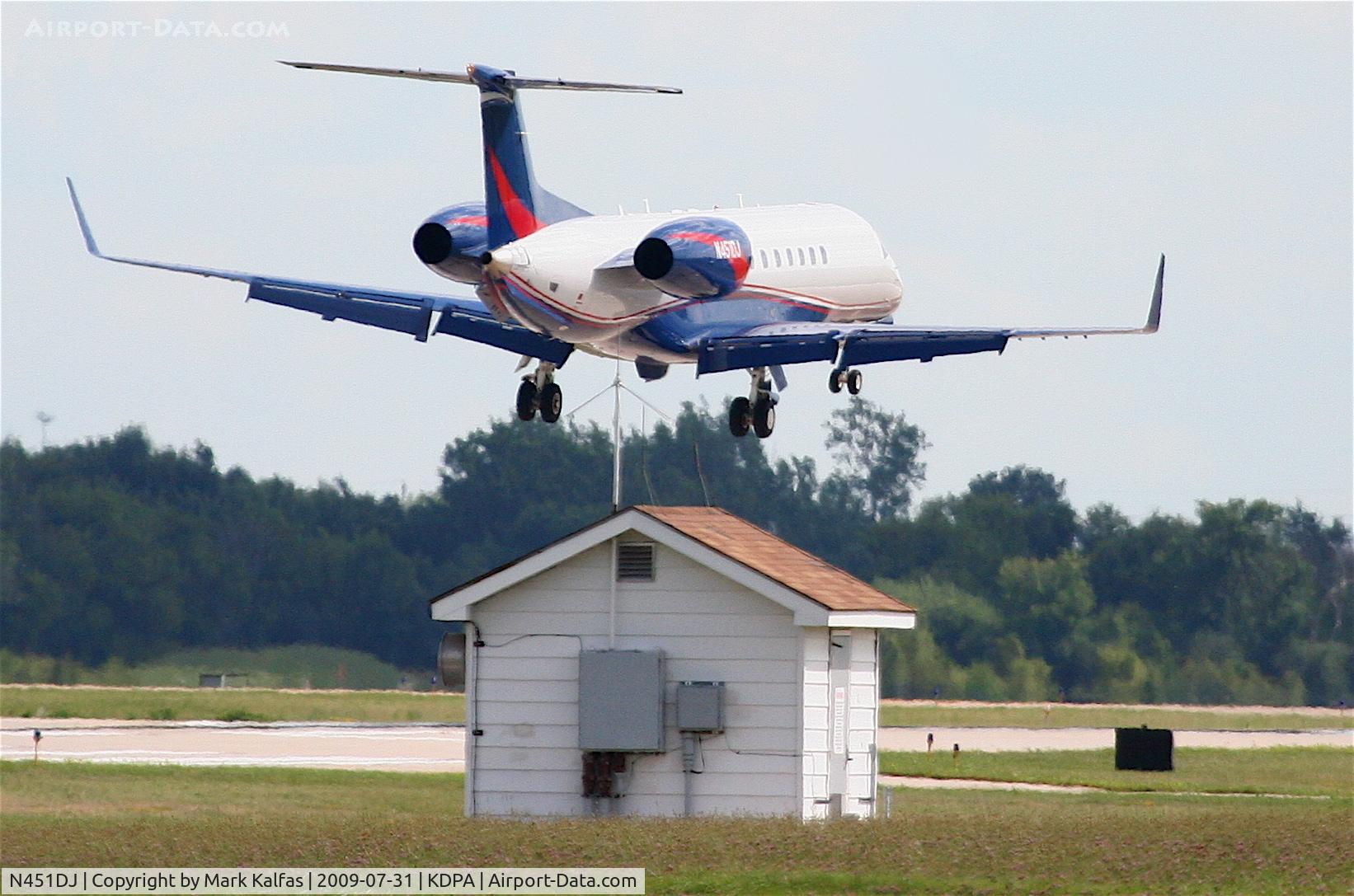 N451DJ, 2004 Embraer EMB-135BJ Legacy C/N 145789, DJT Embraer EMB-135BJ, N451DJ on final 20R KDPA.