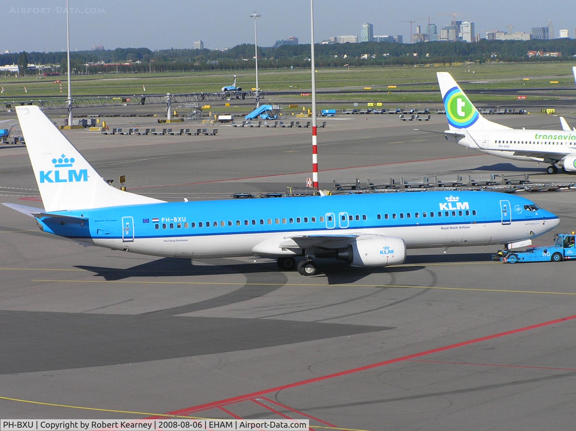 PH-BXU, 2006 Boeing 737-8BK C/N 33028, KLM being towed onto stand