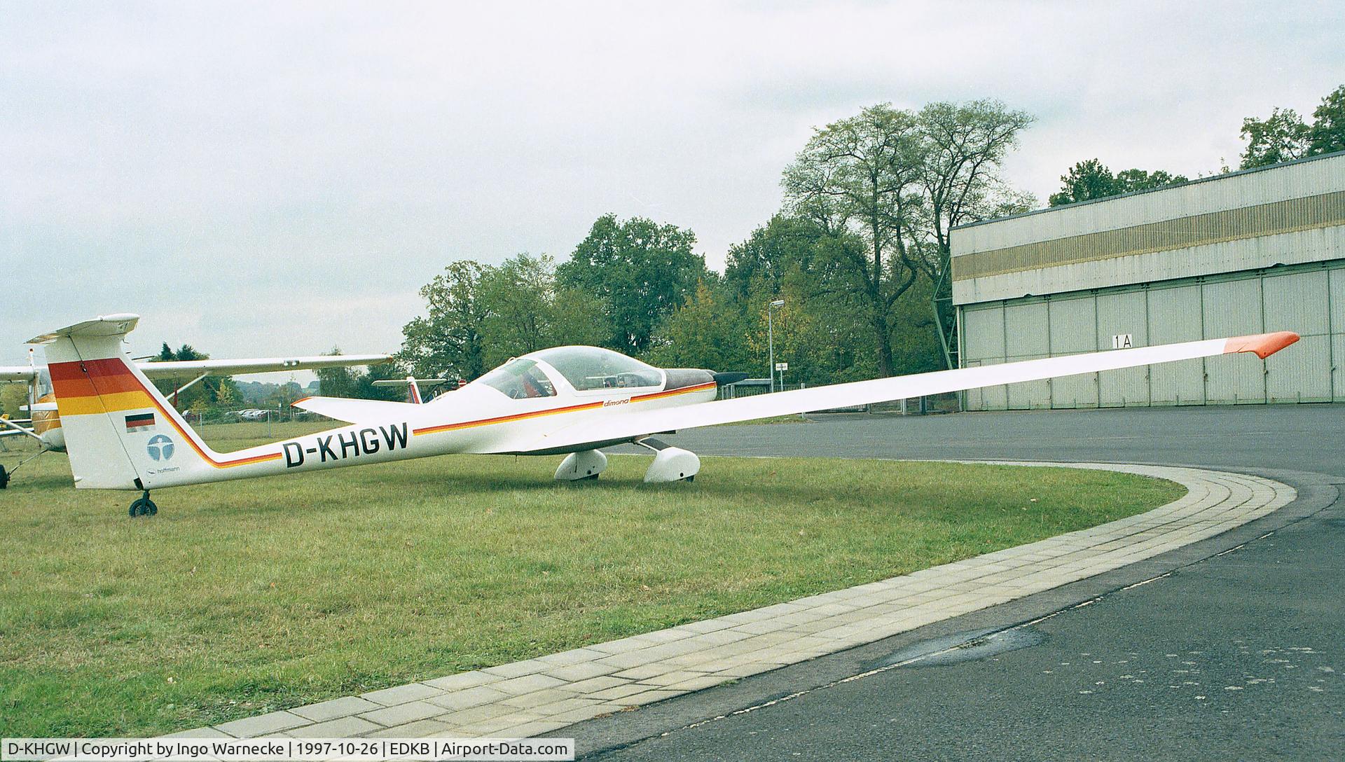 D-KHGW, Hoffmann H-36 Dimona C/N 36102, Hoffmann H-36 Dimona at Bonn-Hangelar airfield