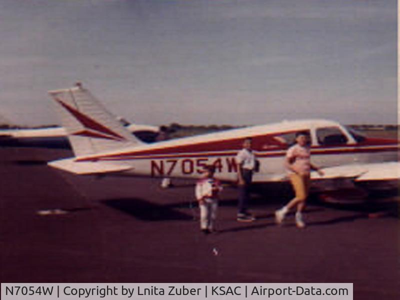 N7054W, 1962 Piper PA-28-180 C/N 28-820, N7054W This picture was taken at Sacramento Executive Airport May 1, 1964 on my 12th Birthday