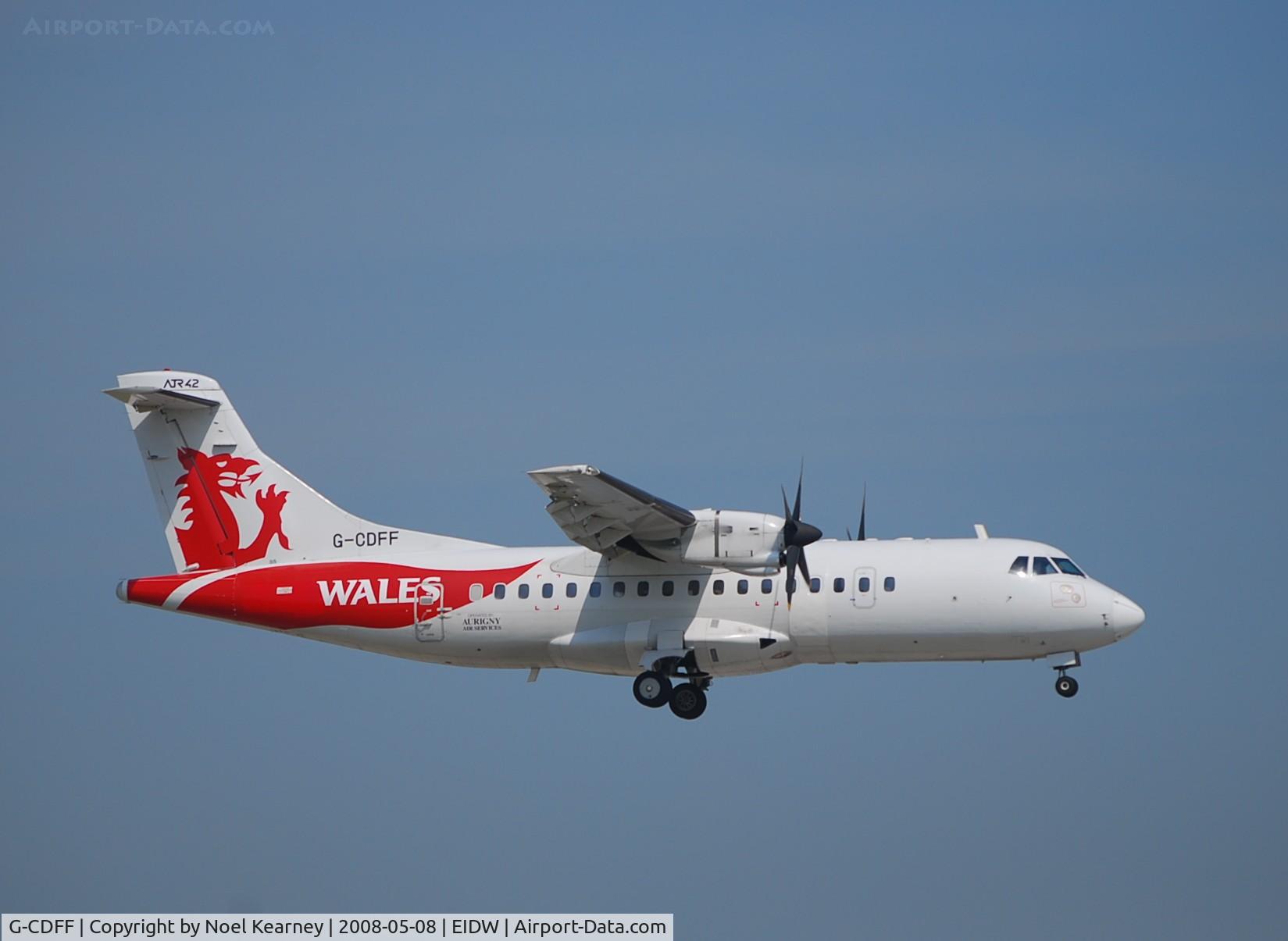 G-CDFF, 1992 ATR 42-320 C/N 331, Landing Rwy 10