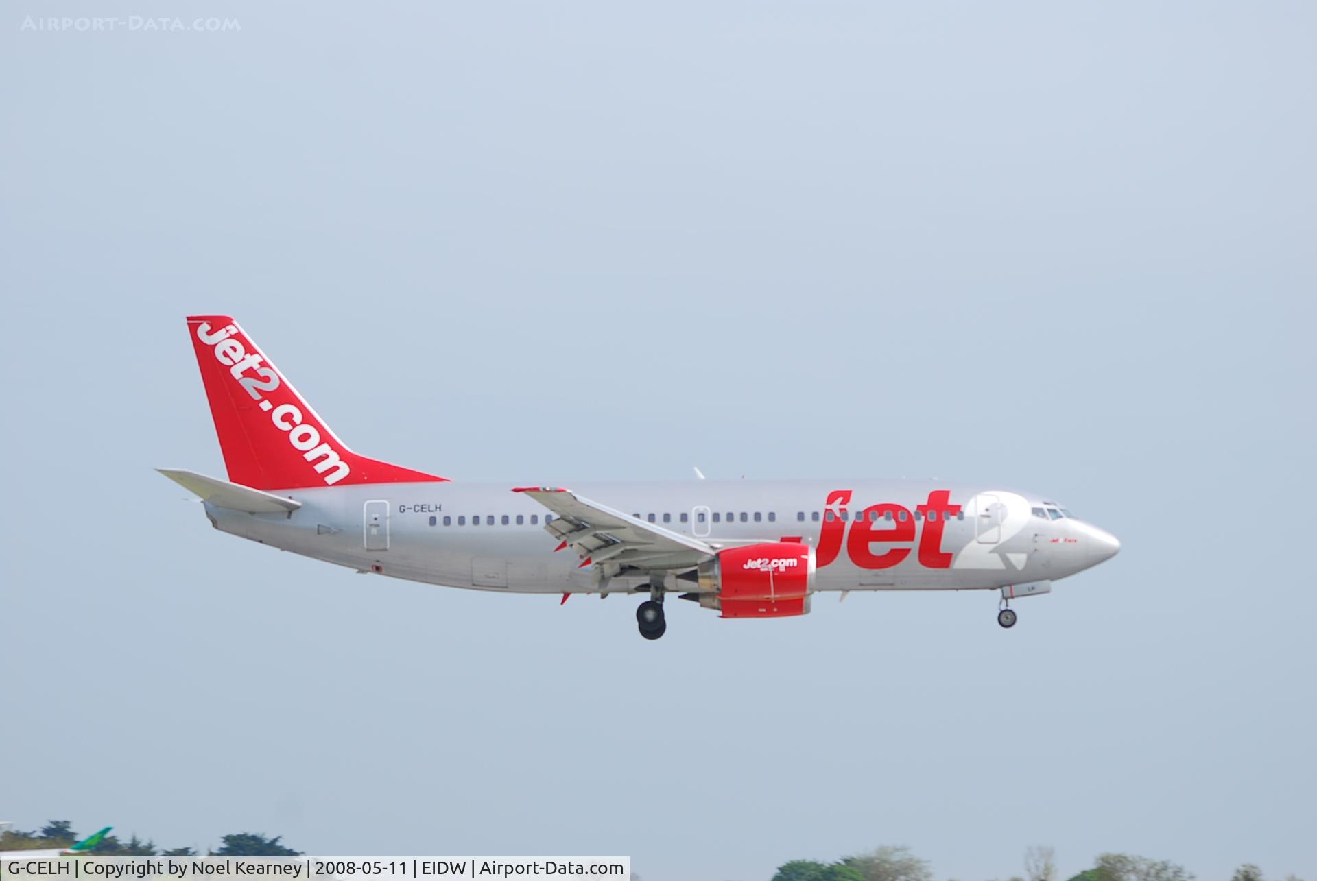 G-CELH, 1986 Boeing 737-330 C/N 23525, Landing Rwy 10