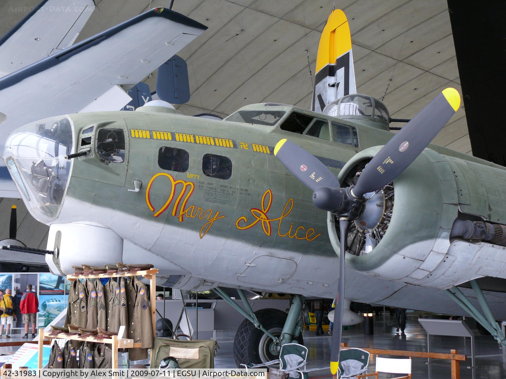 42-31983, 1942 Boeing B-17G Flying Fortress C/N 32376, Boeing B-17G Flying Fortress 42-31983/SG US Air Force in the American Air Museum
