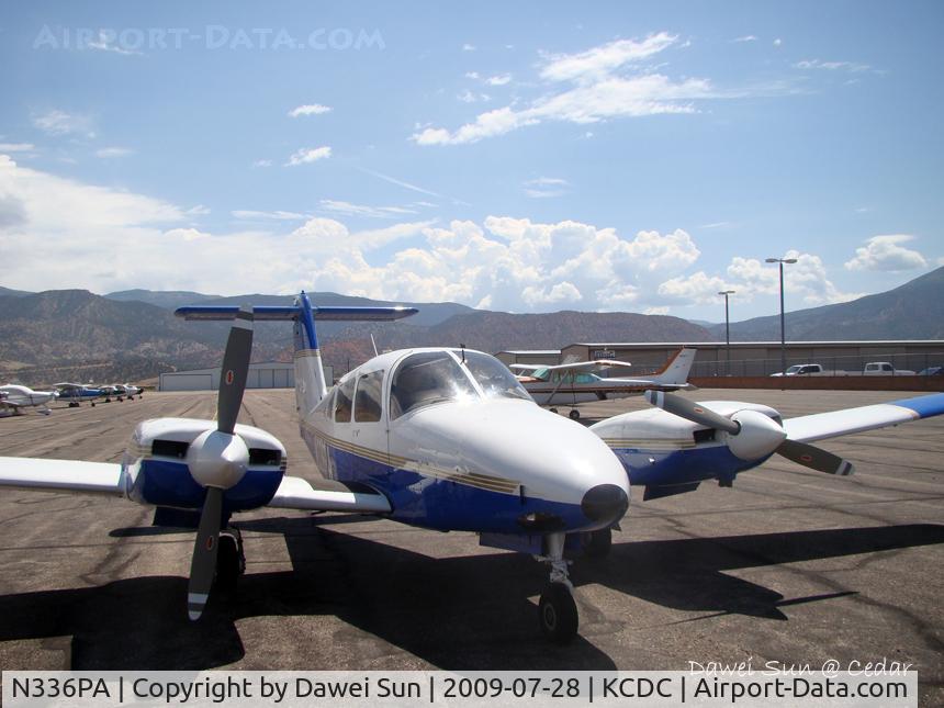 N336PA, 2002 Piper PA-44-180 Seminole C/N 4496140, CB behind