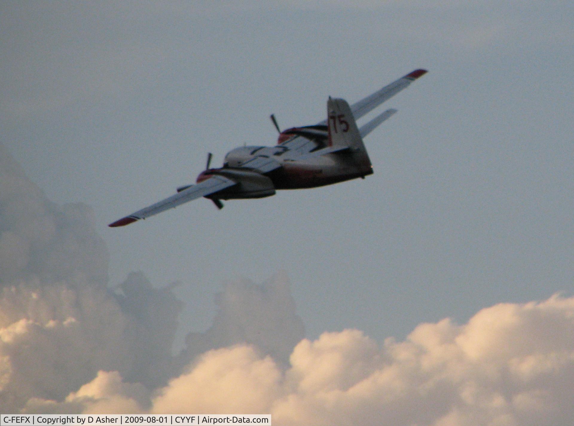 C-FEFX, 1958 Grumman (Conair) S-2 Firecat (G-89) C/N 031 (136618 MSN 527), Taking off from Penticton Airport to fire