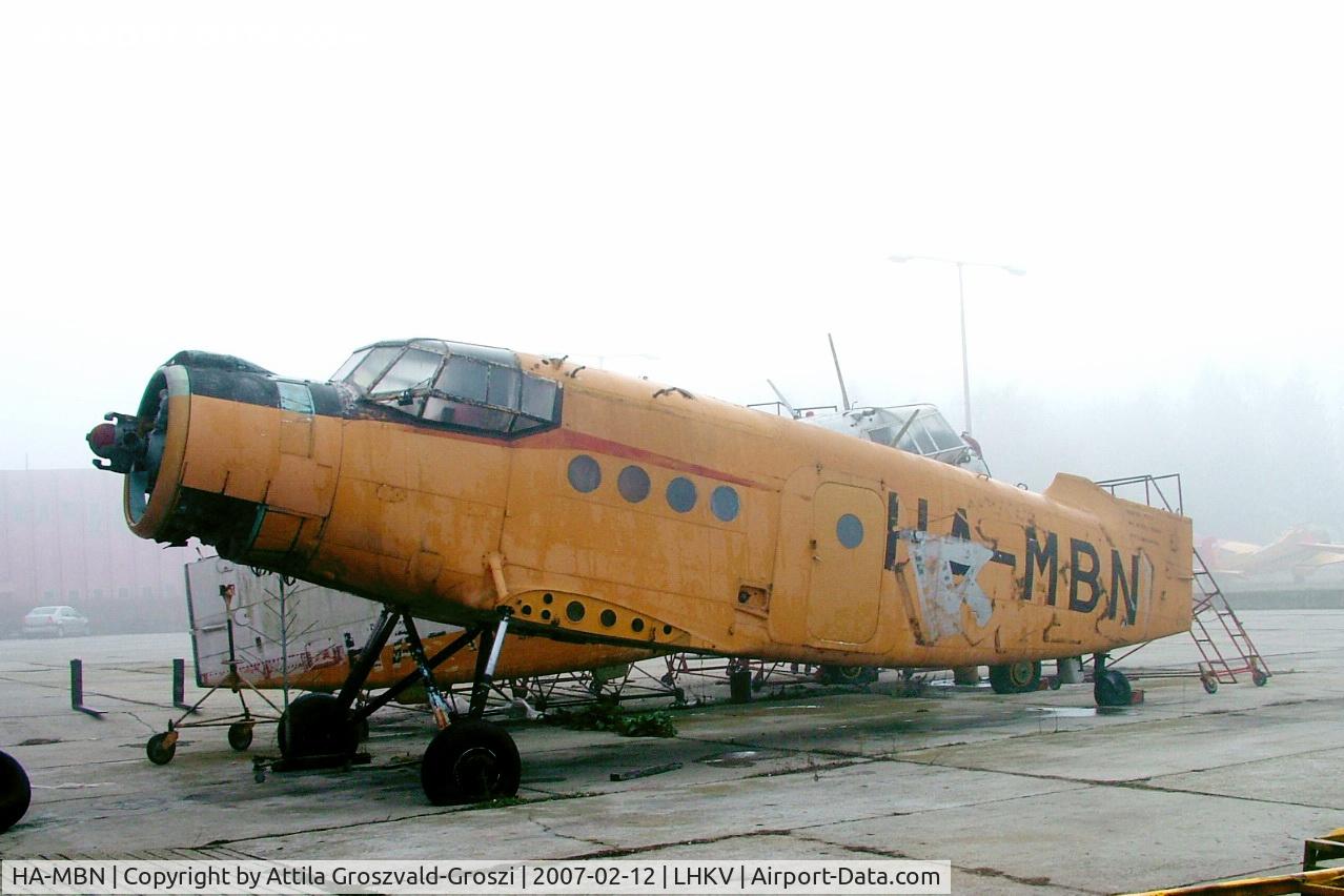 HA-MBN, 1975 PZL-Mielec An-2R C/N 1G166-32, Kaposújlak airport (LHKV) Hungary. He waits for his additional fate deprived of his wings.