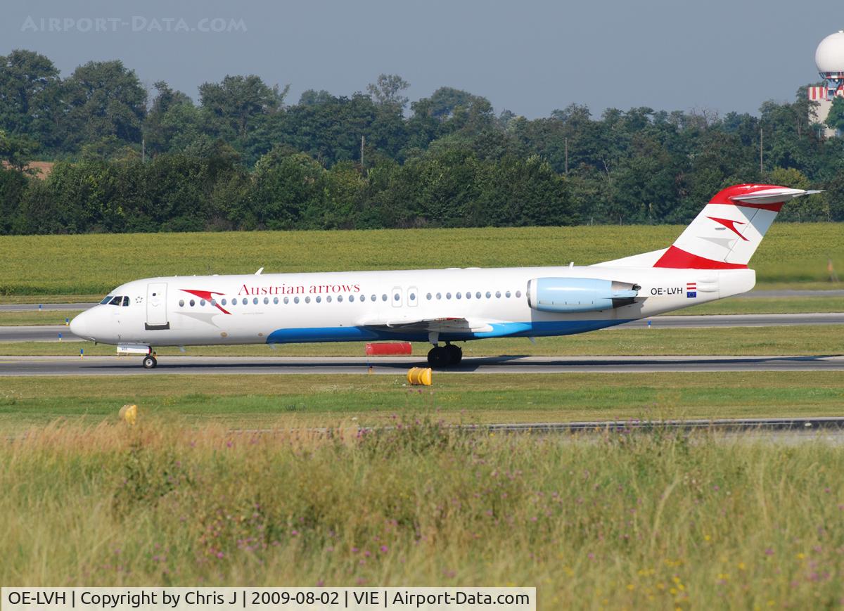 OE-LVH, 1993 Fokker 100 (F-28-0100) C/N 11456, Austrian arrows Fokker 100