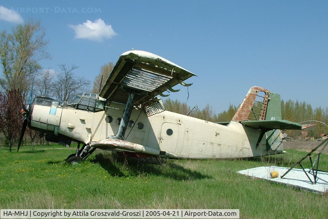 HA-MHJ, 1965 Antonov An-2M C/N 601302, Alsonemedi Wreck Ranch name in a collection, a quite bad state. They transported it onto unknown place since then.